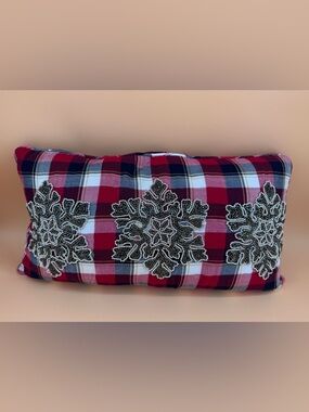 BELLA LUX Plaid Christmas Lumbar Cotton Pillow w/ Large Beaded Snowflakes